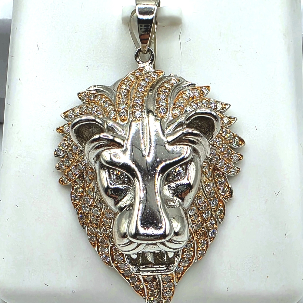Regal Silver and Gold Lion Necklace with Intricate Mane